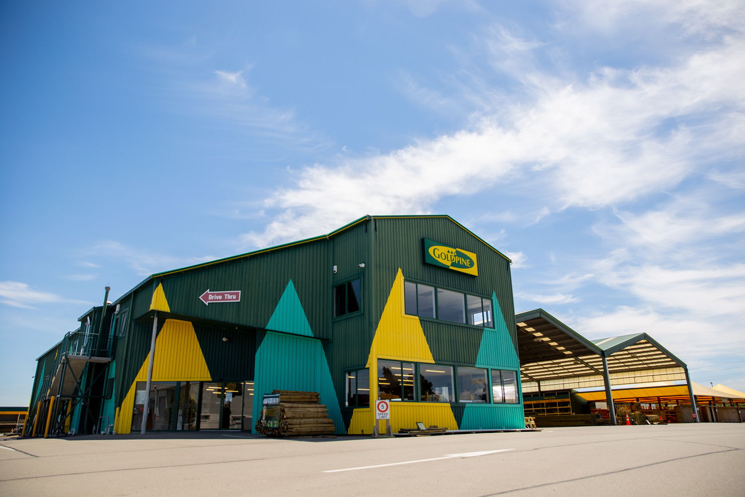 Christmas and New Year Trading Hours 2022-2023